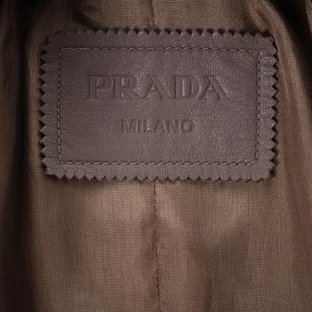 Prada, A ostrich leather set with a jacket and skirt, size 36.