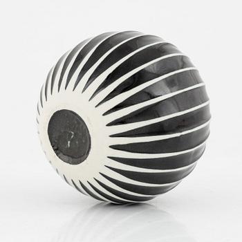 Stig Lindberg, a 'Domino' stoneware vase, Gustavsberg, Sweden 1954-69.