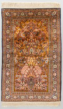 Prayer rug, oriental, ca 144 x 92 cm.