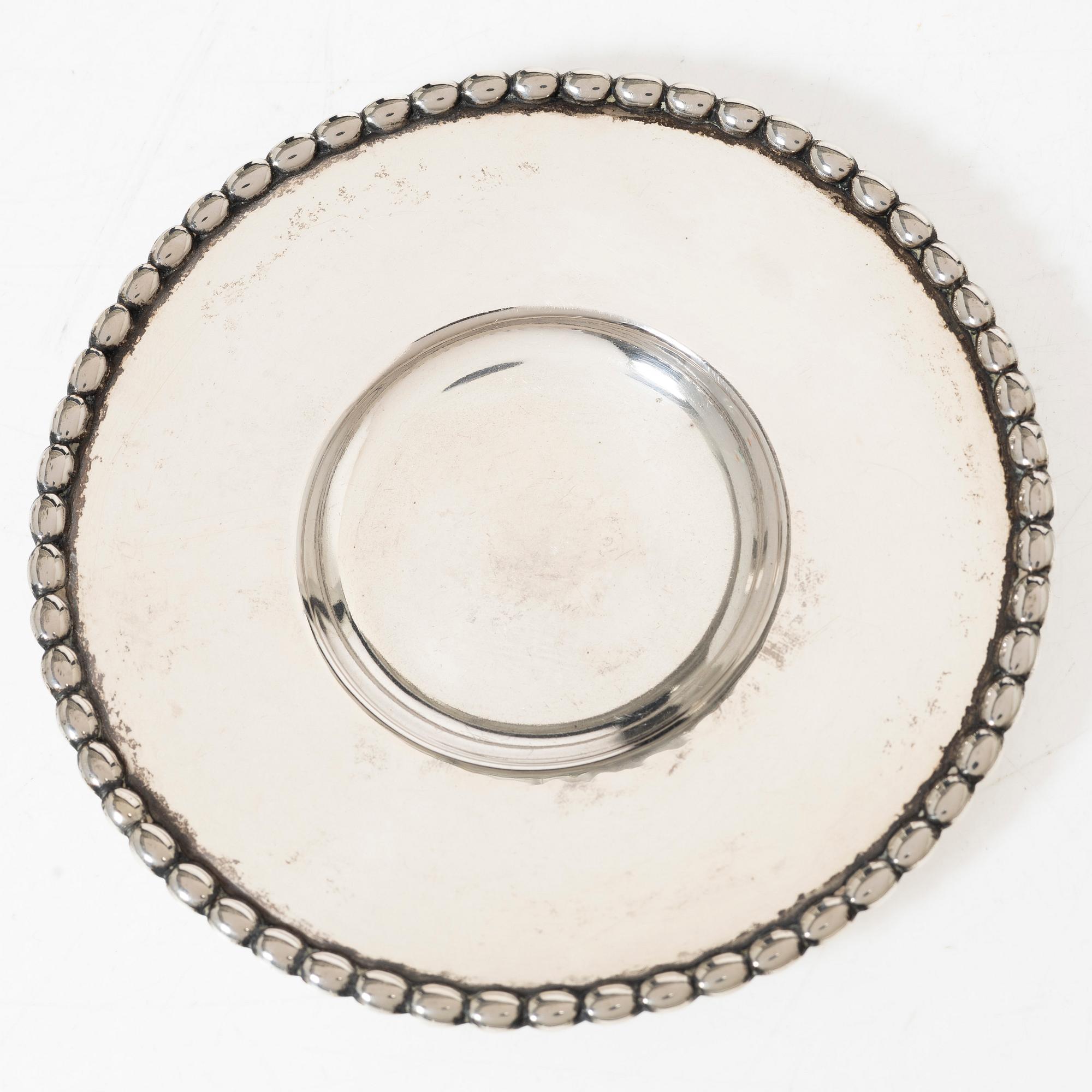 C.G. Hallberg, skål med fat, silver, Stockholm 1923.