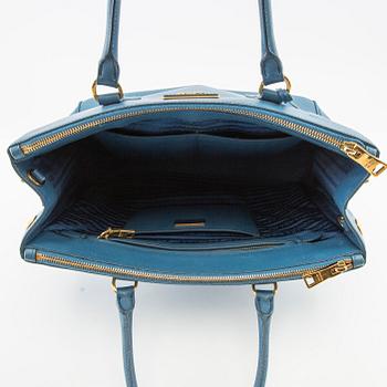 Prada, väska "Galleria Large".