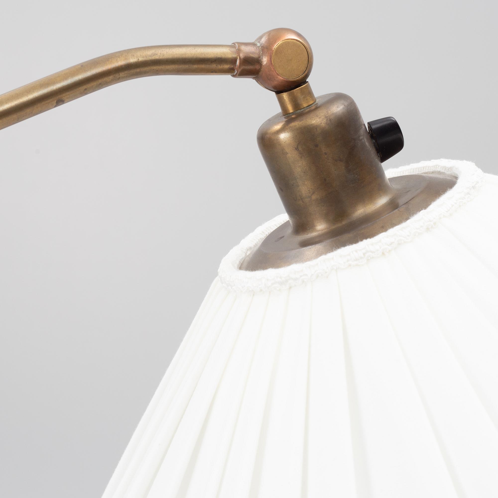 Harald Notini, a floor lamp model 15230, Arvid Böhlmarks Lampfabrik, Stockholm, 1940s.