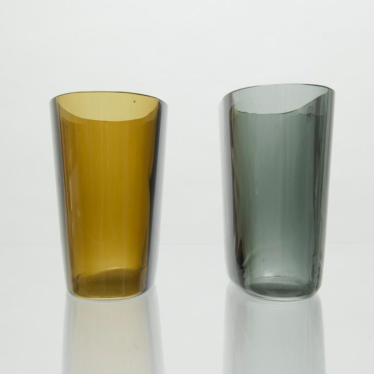 VASER, 2+2 st, glas, Saara Hopea, Notsjö 1900-talets senare hälft.