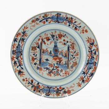 Plates 2 pcs and a spoon tray China 18th century porcelain.