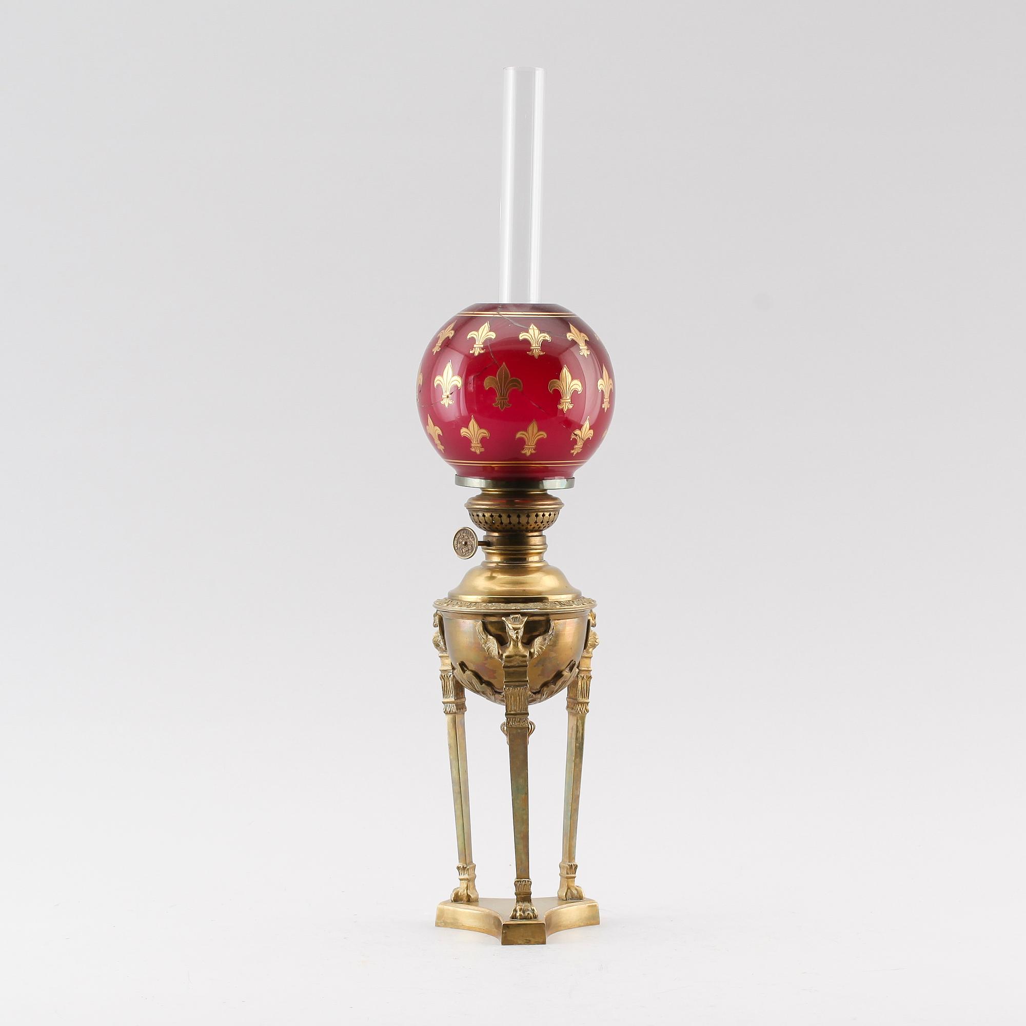 BORDSFOTOGENLAMPA, gustaviansk stil, märkt Gusum, 1900-talets första hälft.