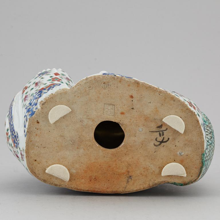 A large Chinese famille rose buddha, 20th century.