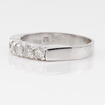 RING, 18K vitguld, 6 briljantslipade diamanter 0.85 ct, svenska stämplar.