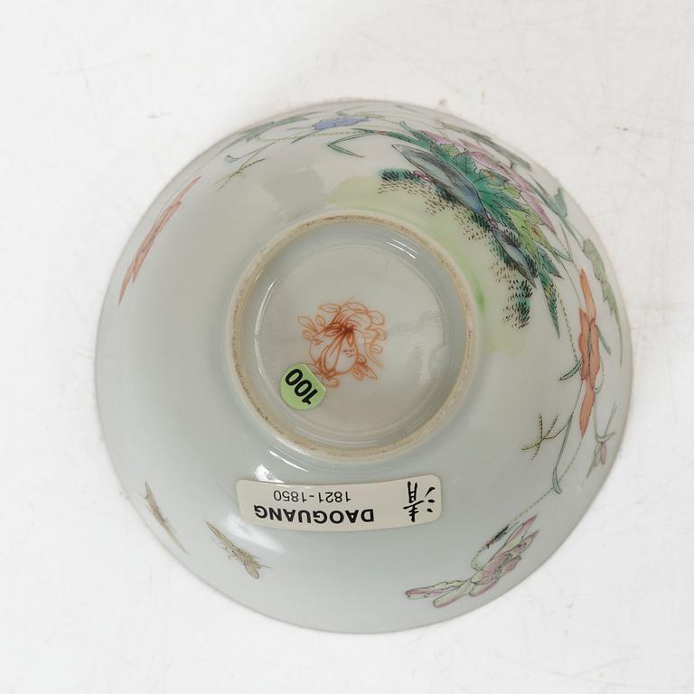 Kopp, porslin, Kina, Qingdynastin, sen Qingdynasti/omkring 1900.