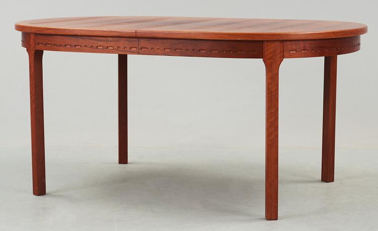 MATBORD med 2 st iläggsskivor, 1950/60-tal.