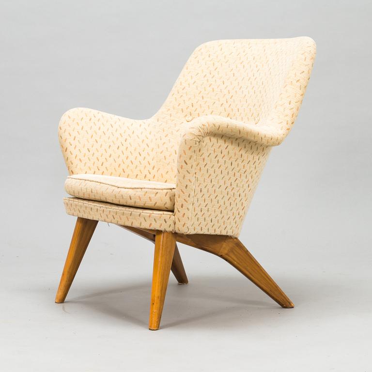 Carl Gustaf Hiort af Ornäs, fåtölj, "Pedro", för Puunveisto Oy - Träsnideri Ab, 1950-tal.