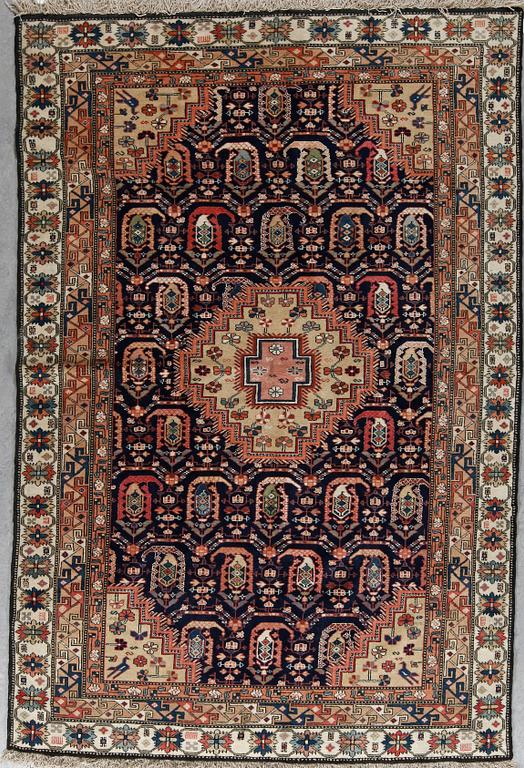 MATTA, old, sannolikt Afshar, ca 262x176 cm.