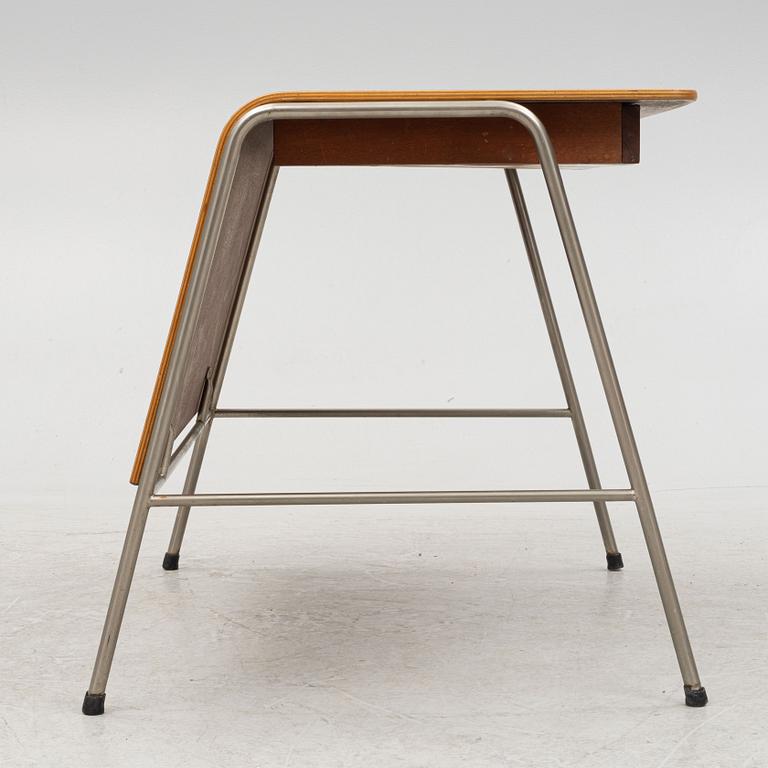 Arne Jacobsen, a  "tTeacher's" desk for the Munkegaard School, Fritz Hansen, 1950's.