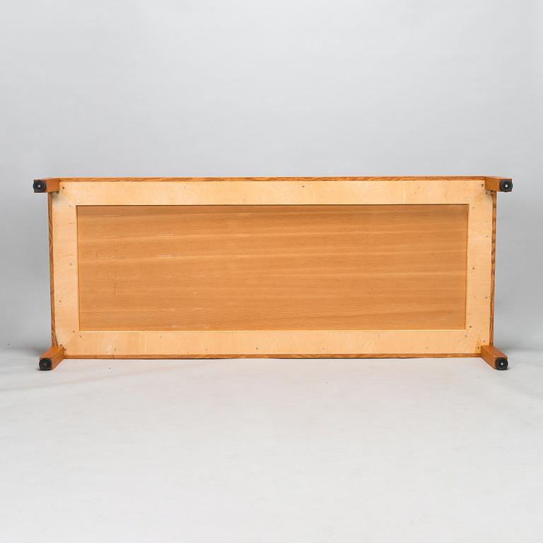 Haroma, Saarinen, and Salo, a sofa collaborative artistic design 1960.