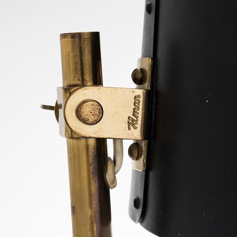 Paavo Tynell, a Mid-20th Century table lamp, model 9227 for Taito / Idman.