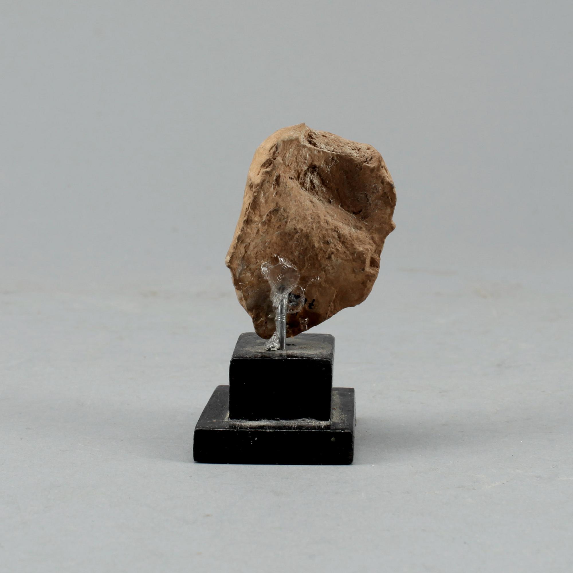 FRAGMENT, terrakotta, Korea, arkaiserande.