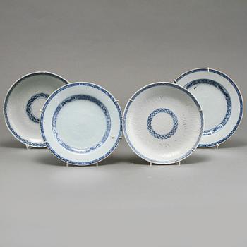 PLATES, two pairs, porcelain, China, 18th century.
