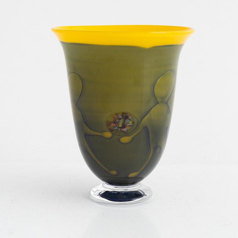 Wilke Adolfsson, a vase, 1997.