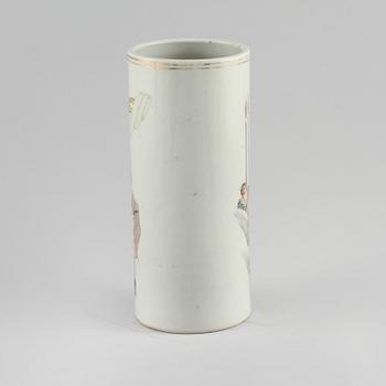 PENSELSTÄLL, porslin, Kina, 1900-tal.