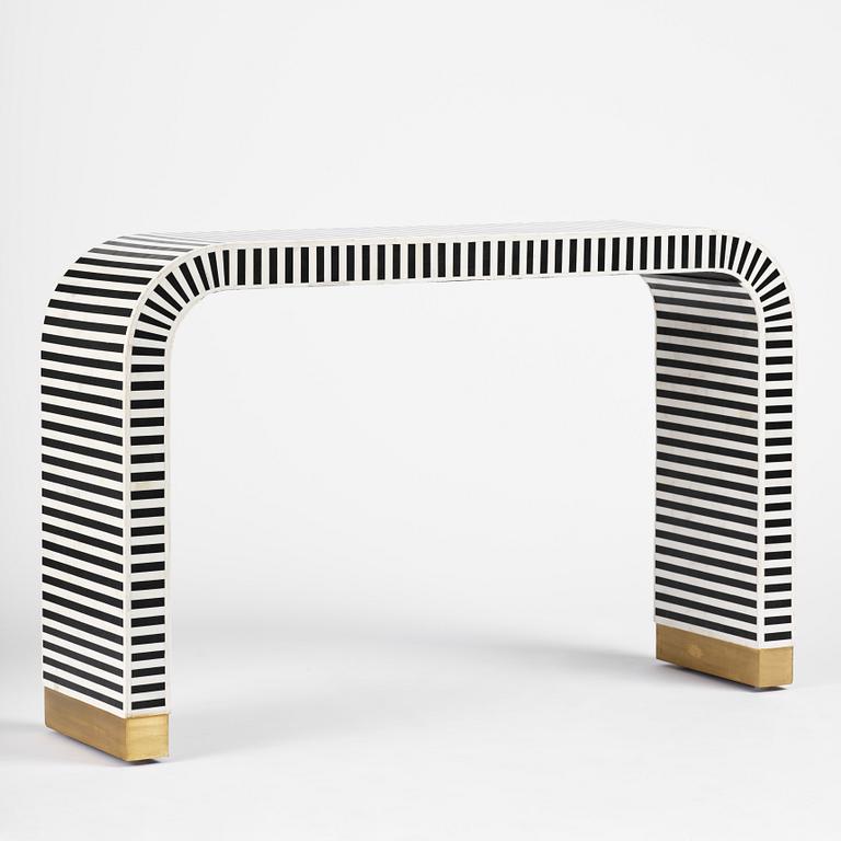 Sideboard, RIJD interior, 2020-tal.