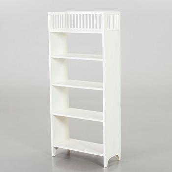 AN ART NOUVEAU BOOKSHELF.