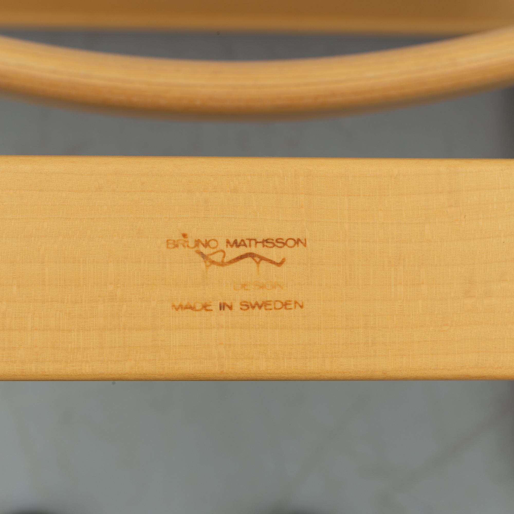 A pair of second half of the 20th century 'Mina' armchairs by Bruno Mathsson.