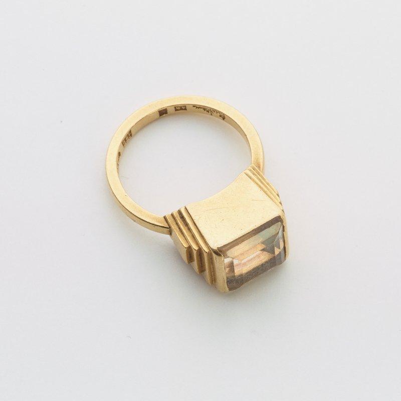 A Wiwen Nilsson 18k facet cut rock crystal, Lund 1948.