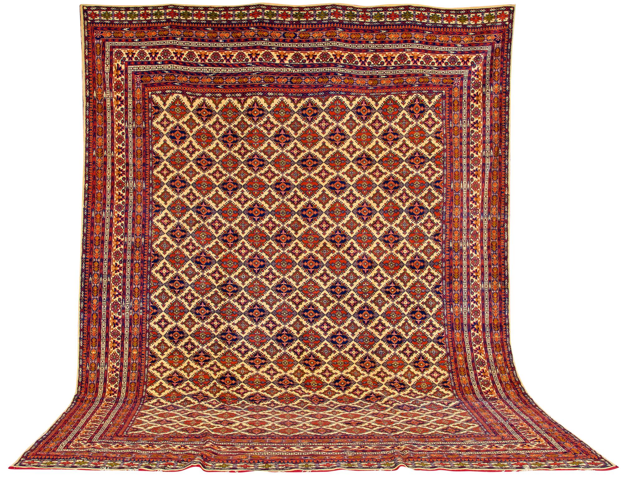 MATTO, Turkmen. Noin 367x285 cm.