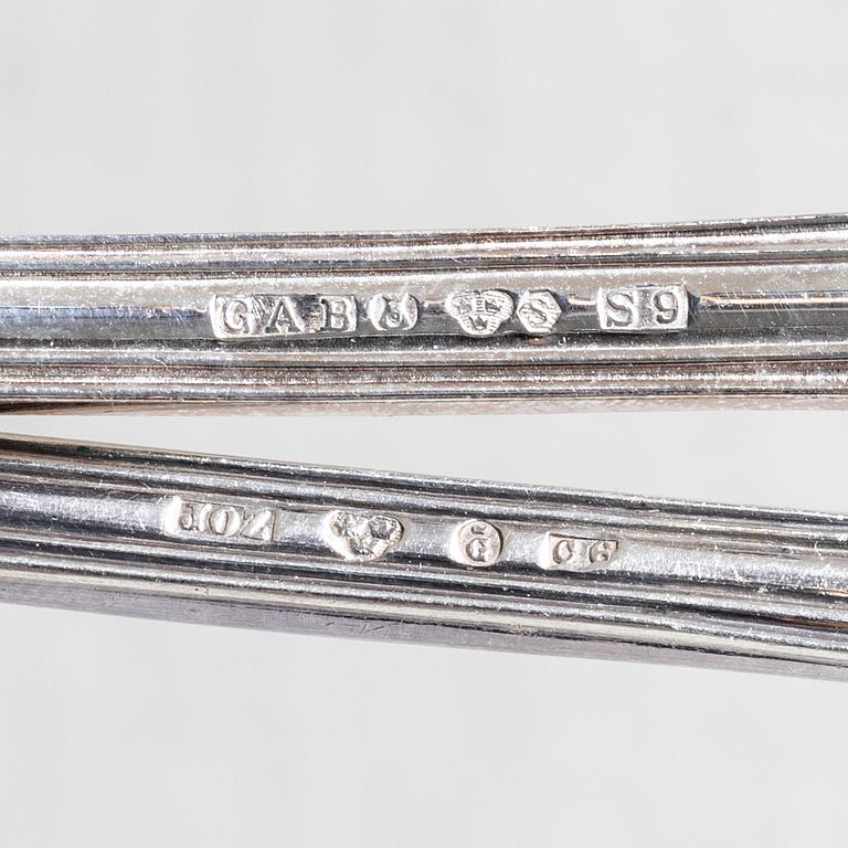 Bestickuppsättning, 79 delar, silver, modell "Olga", bl a JO Zetterström, Göteborg 1881.