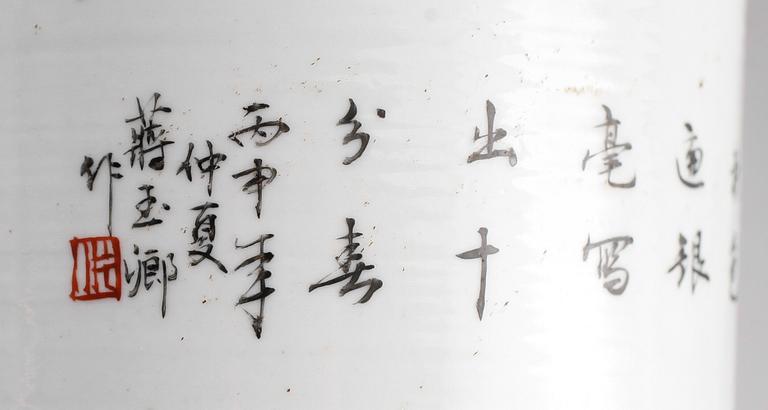 PENSELVASER, 1 par, porslin, Kina, 1900-tal.