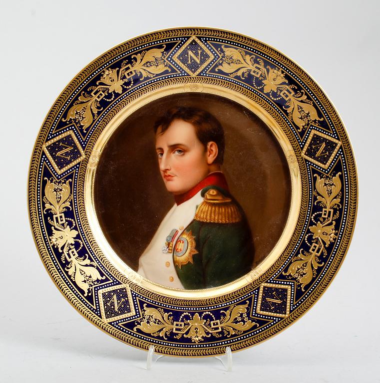 TALLRIK, porslin, Wien, sannolikt 1800-talets andra hälft.