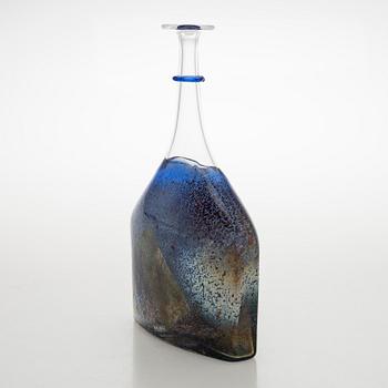 Bertil Vallien, bottle signed Kosta Boda B. Vallien 89253.