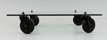 SOFFBORD, "Tavolo con ruote", Gae Aulenti, Fontana Arte, Italien.