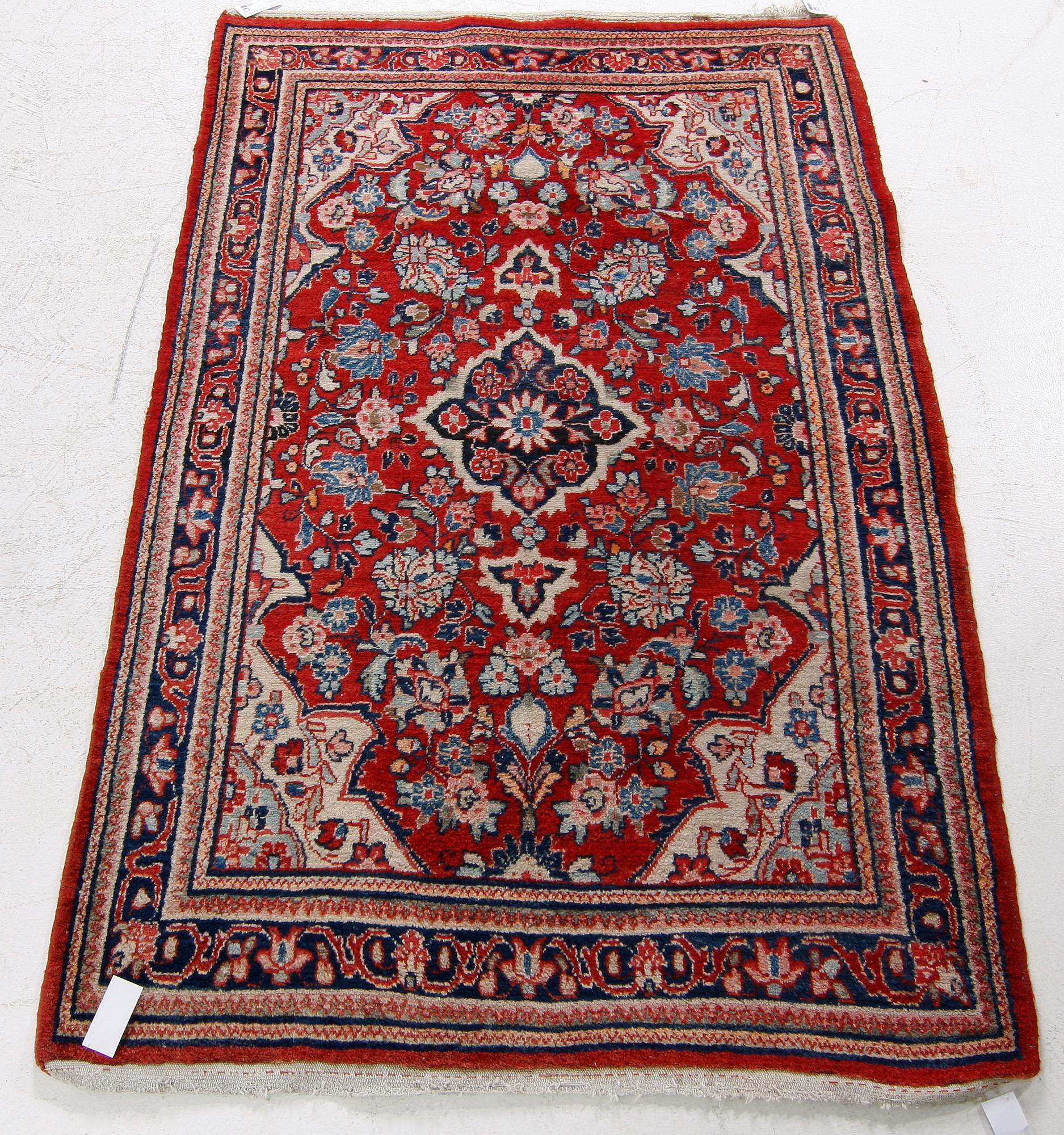 MATTA, orientalisk, 135 x 209.