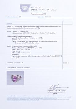 An 18K rosé gold ring with a pink sapphire ca. 2.49 ct and diamonds ca. 0.82 ct in total. Korkelia, Helsinki.