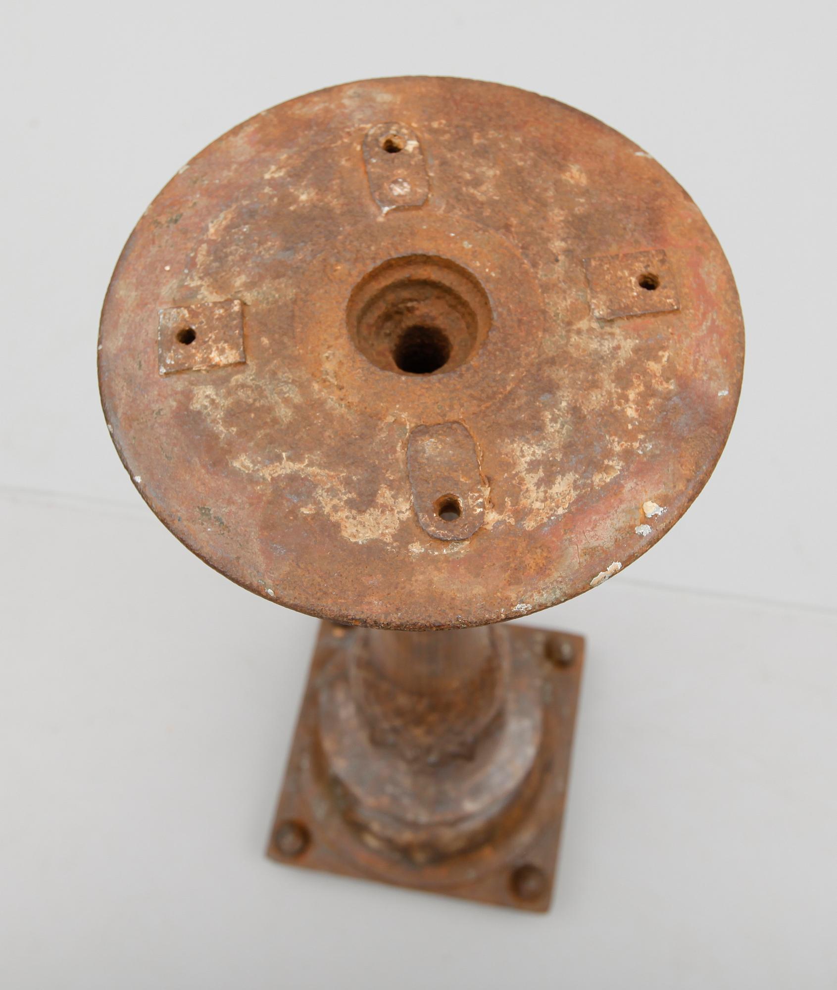 TRÄDGÅRDSPELARE, 1800-/1900-tal.