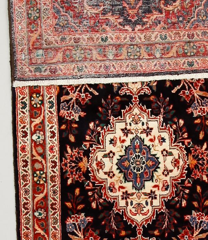 MATTA, Mehraban, ca 345 x 110 cm.