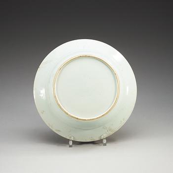 A blue and white basin, Qing dynasty, Kangxi (1662-1722).