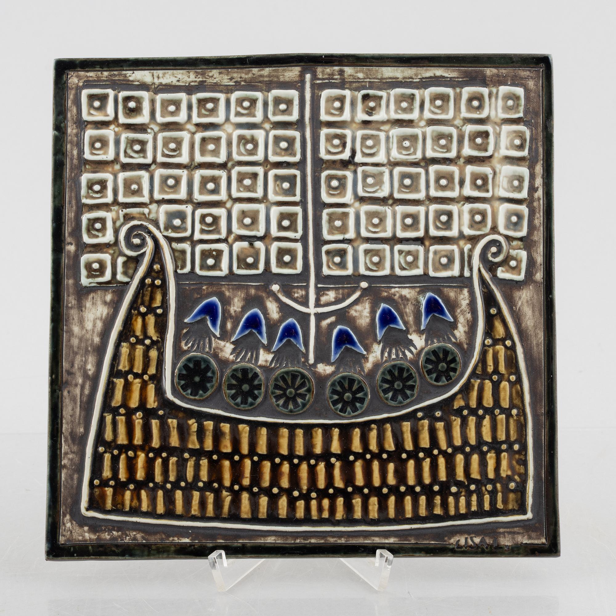 Lisa Larson, väggreliefer, 3 st, stengods, Gustavsberg.