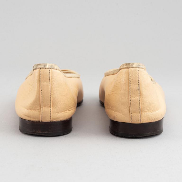 Chanel, ballerinas, size 40.