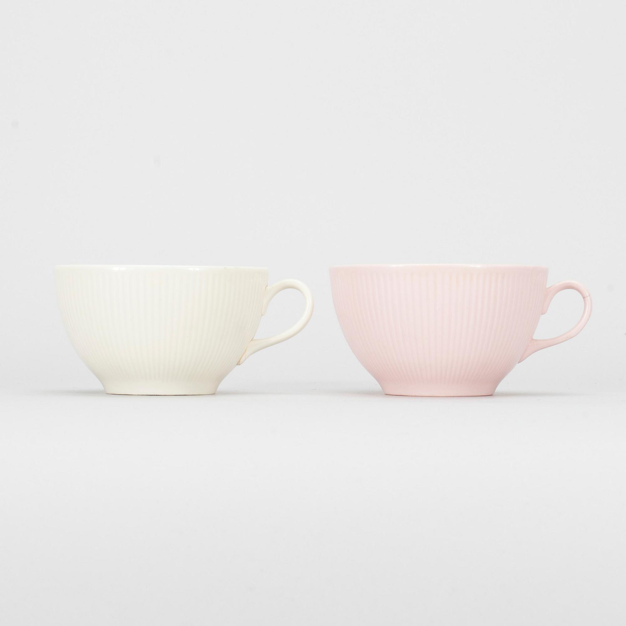 SERVISDELAR, 86 delar, "Sointu" design Kaj Franck, Arabia 1960-tal.