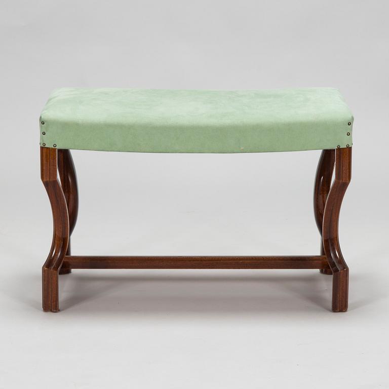 Birger Hahl, a 1920s Art Deco sidetable with drawers and a stool.