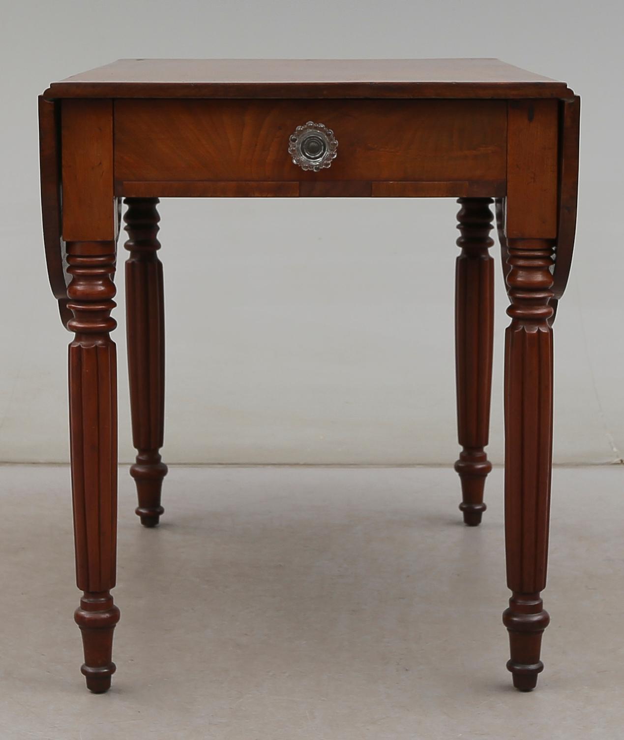 KLAFFBORD, England, 1800-talets mitt.