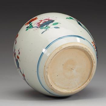 A famille rose jar, Qing dynasty, Qianlong (1736-95).