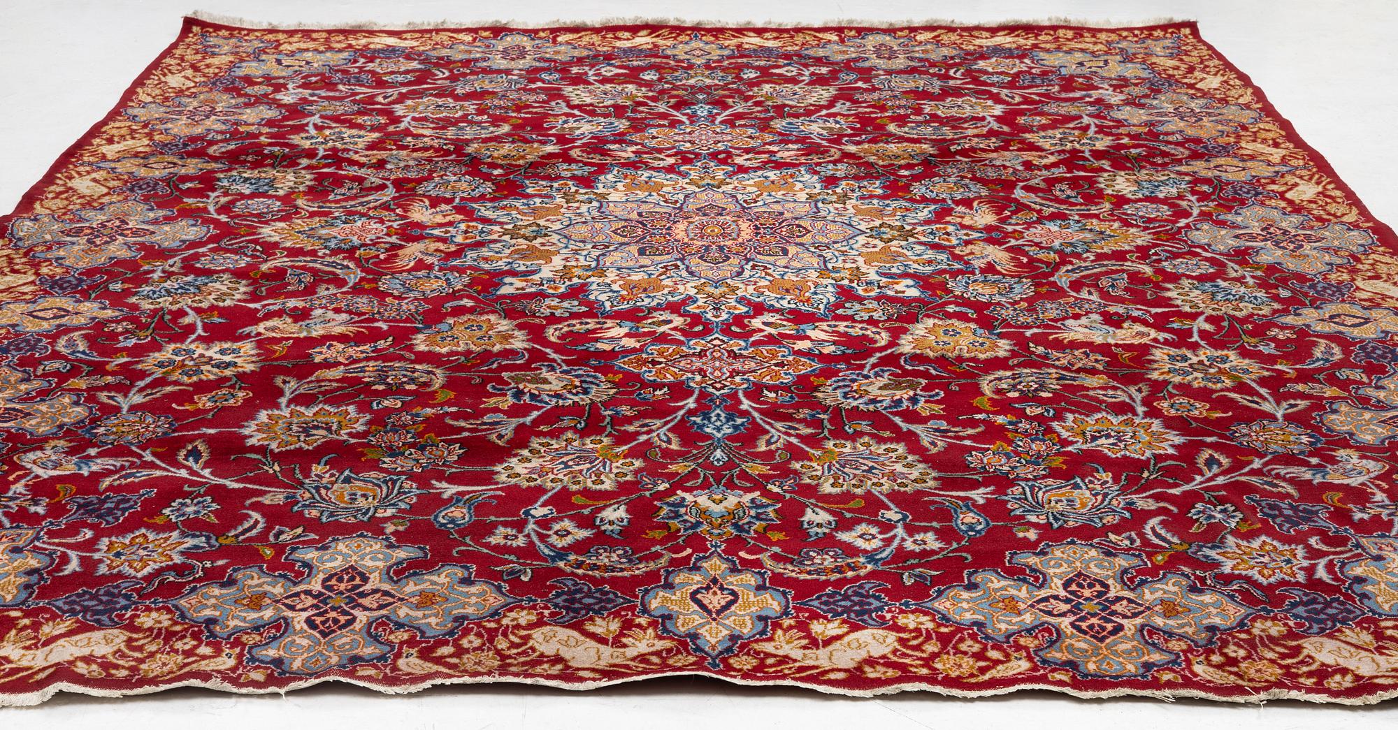 A Najafabad carpet, ca 391 x 311 cm.