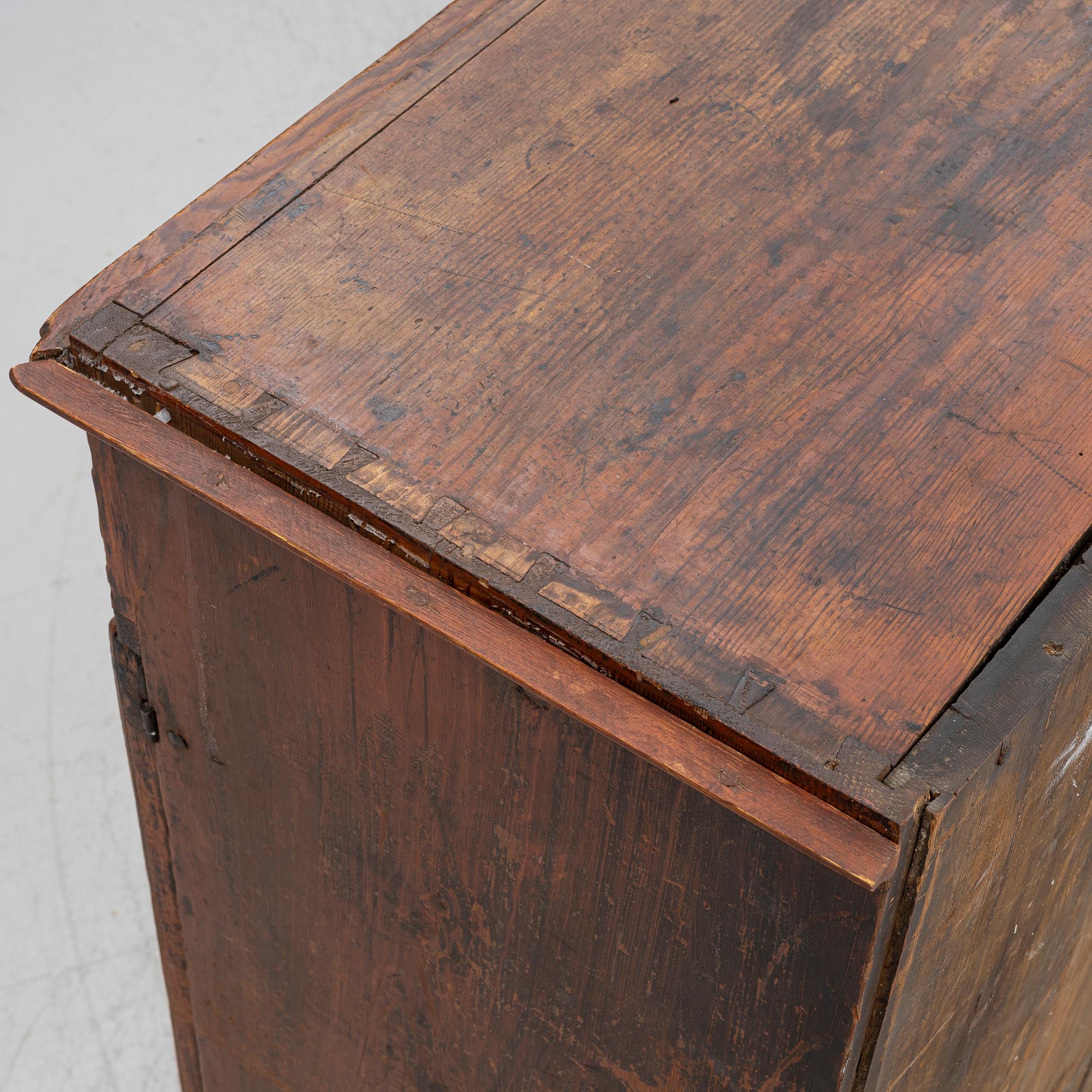 A 19th century cabinet.