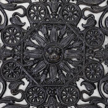 Dekorelement, ett par, tidigt 1900-tal.