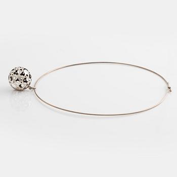 Liisa Vitali, collier och ring, silver.