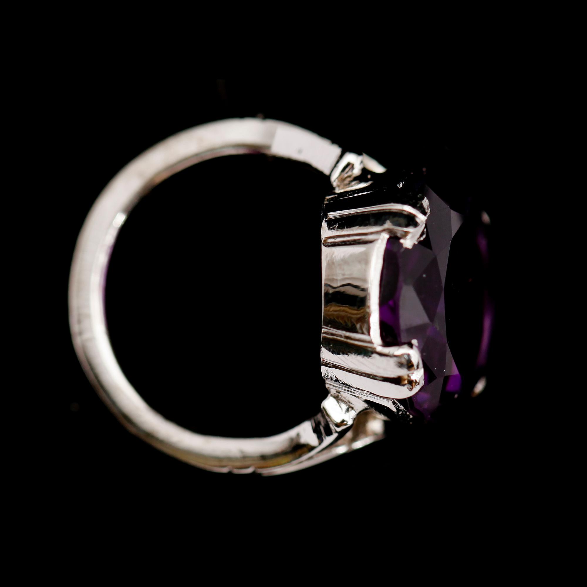 RING, silver, stor ametist ca 15.0 ct.