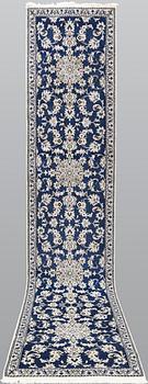 A Nain runner, 387 x 77 cm.