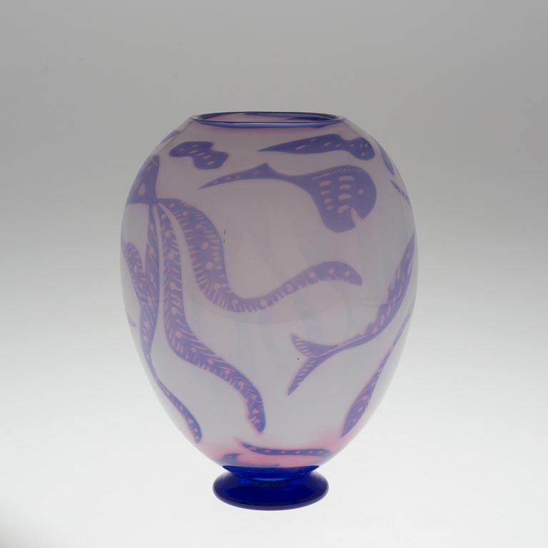 WILKE ADOLFSSON, vase, glass, signed and dated -86.